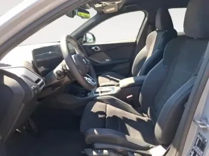 Photo 8 BMW Serie 1 Série 1 120A 170ch M Sport DKG7