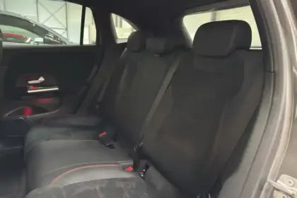 Photo 30 Mercedes GLA  250 e 8G-DCT