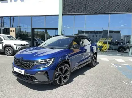 Photo 21 Renault Austral  E-Tech full hybrid 200 GSR2