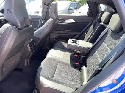 Photo 37 Renault Austral  E-Tech full hybrid 200 GSR2