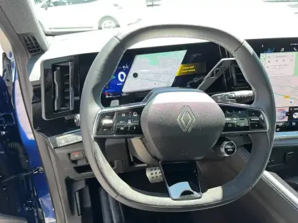 Photo 32 Renault Austral  E-Tech full hybrid 200 GSR2