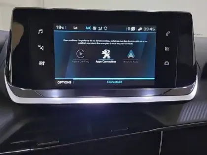 Photo 51 Peugeot 2008  BlueHDi 130 S&S EAT8