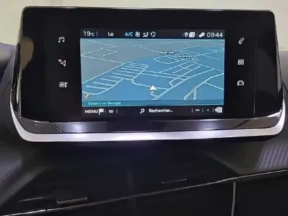 Photo 46 Peugeot 2008  BlueHDi 130 S&S EAT8