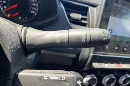 Photo 49 Renault Arkana mild hybrid 140 EDC FAP - 22 Evolution