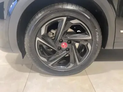 Photo 9 DS DS 3  Crossback PureTech 130ch Performance Line + Automatique 109g