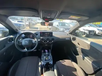 Photo 6 DS DS 3  Crossback PureTech 130ch Performance Line + Automatique 109g