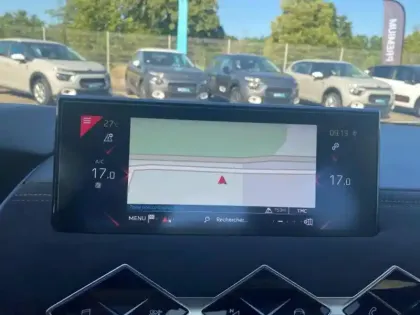 Photo 13 DS DS 3  Crossback PureTech 130ch Performance Line + Automatique 109g