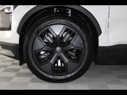 Photo 20 Volvo Ex30 Gén. I Ph1 Ultra 5