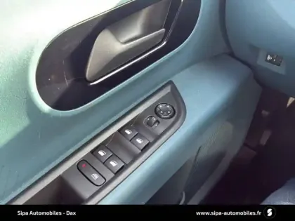 Photo 29 Fiat Grande Panda  e 83ch