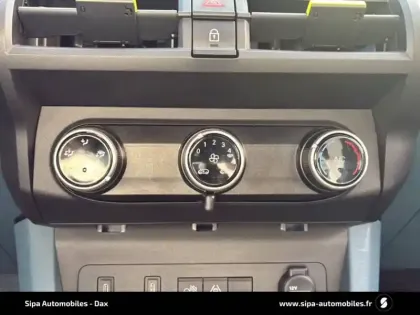 Photo 24 Fiat Grande Panda  e 83ch