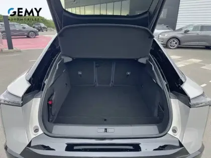 Photo 5 DS DS 8 DS N°8 245 ch FWD Long Range