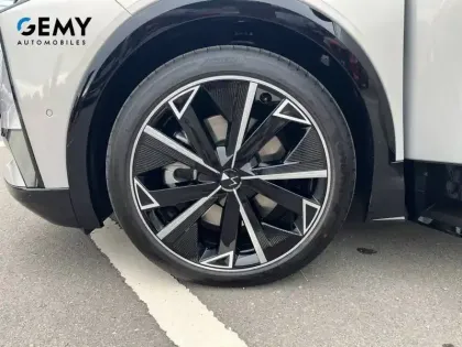 Photo 10 DS DS 8 DS N°8 245 ch FWD Long Range