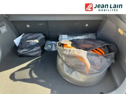 Photo 9 Toyota C-HR C HR PHEV 