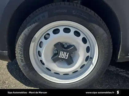 Photo 10 Fiat Grande Panda  e 83ch