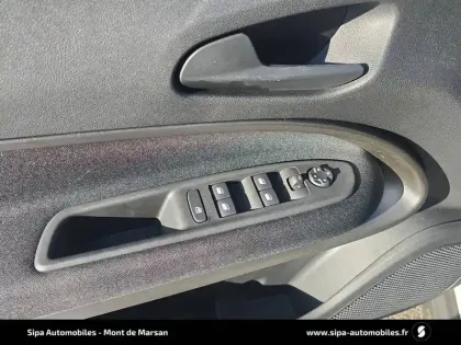 Photo 59 Fiat 600 e 54 kWh 156 ch