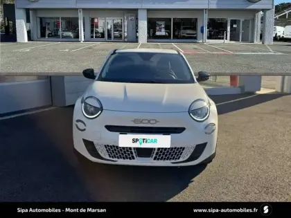 Photo 46 Fiat 600 e 54 kWh 156 ch