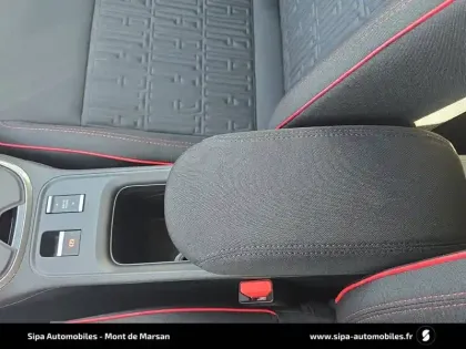 Photo 82 Fiat 600 e 54 kWh 156 ch