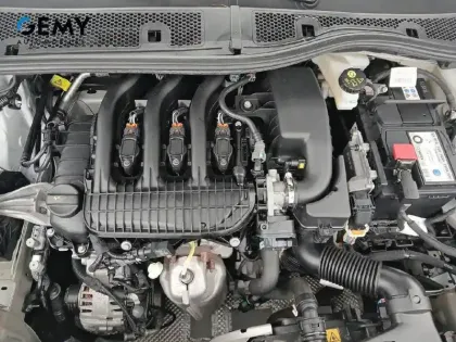 Photo 15 Peugeot 208  PureTech 75 S&S BVM5