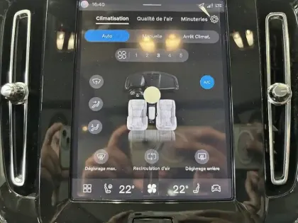 Photo 17 Volvo Xc40  B3 163 ch DCT7