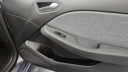 Photo 21 Renault Clio  Eco-G 100 ch GSR2