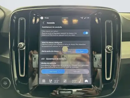 Photo 11 Volvo Xc40  B3 163 ch DCT7