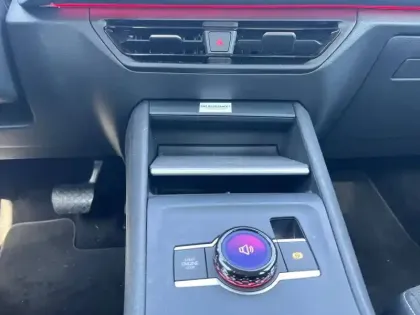 Photo 49 Volkswagen Tiguan  1.5 eHybrid 204ch DSG6