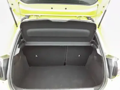 Photo 5 Peugeot 208  Hybrid 136 e-DCS6