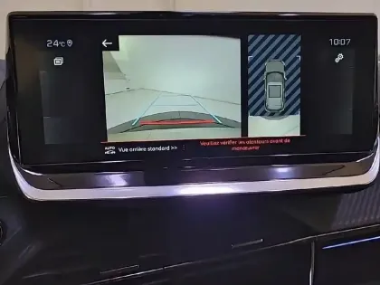 Photo 19 Peugeot 2008  PureTech 130 S&S BVM6