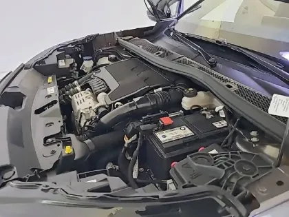 Photo 14 Peugeot 2008  PureTech 130 S&S BVM6