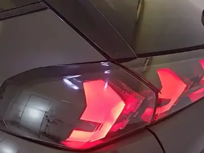 Photo 16 Peugeot 2008  PureTech 130 S&S BVM6