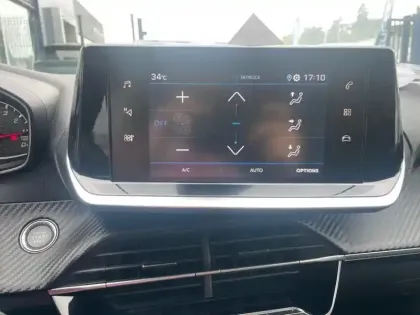 Photo 8 Peugeot 208  PureTech 100 S&S BVM6 Allure