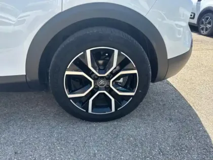 Photo 10 Citroën C4  Moteur électrique 136ch (100 kW) Shine Automatique