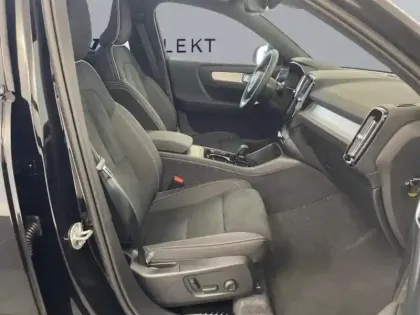 Photo 8 Volvo Xc40  B3 163ch Black Edition DCT 7