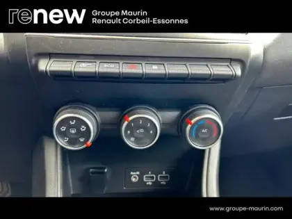 Photo 14 Renault Captur  1.5 Blue dCi 115ch Zen EDC