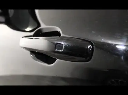 Photo 21 Volvo Xc60  T6 Hybride Rechargeable 253 + 145ch ULTRA STYLE DARK Geartronic 8 AWD