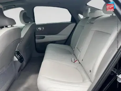 Photo 10 Hyundai Ioniq 6  77 kWh - 229 ch Executive Rétros camera et jantes 18