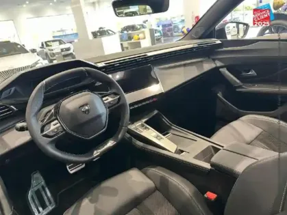 Photo 29 Peugeot 308  SW 1.2 Hybrid 145ch GT e-DCS6