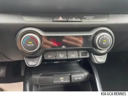 Photo 10 Kia Stonic  1.0 T-GDi 100ch Active