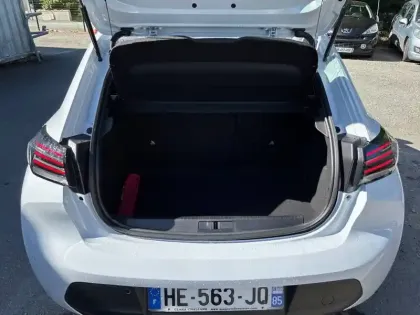 Photo 25 Peugeot 208  Hybrid 110 e-DCS6