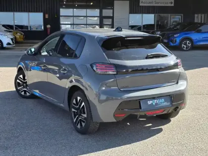 Photo 12 Peugeot 208  Hybrid 110 e-DCS6