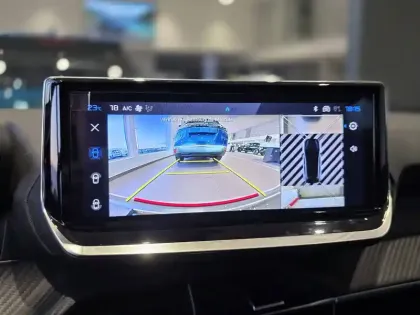 Photo 11 Peugeot 208  Hybrid 110 e-DCS6