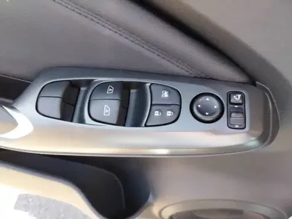 Photo 38 Nissan Juke  DIG-T 114