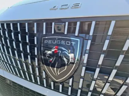 Photo 22 Peugeot 408  Electrique 58 kWh 210ch