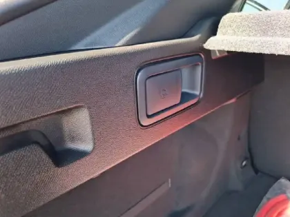 Photo 25 Peugeot 408  Electrique 58 kWh 210ch