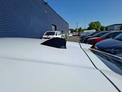 Photo 23 Peugeot 408  Electrique 58 kWh 210ch