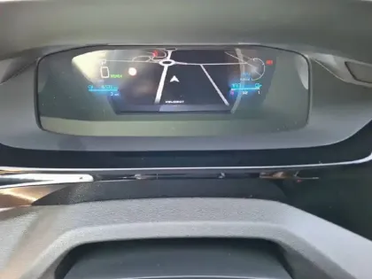 Photo 9 Peugeot 408  Electrique 58 kWh 210ch