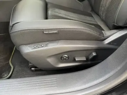 Photo 39 Peugeot 308  Hybrid 145 e-DCS6