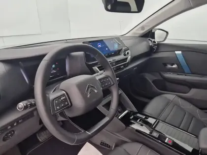 Photo 11 Citroën C4 e- 136 ch Automatique