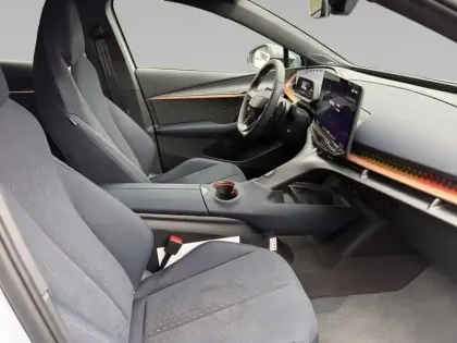 Photo 10 Cupra Tavascan  286 ch