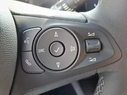 Photo 21 Opel Corsa  Electrique 136 ch & Batterie 50 kWh